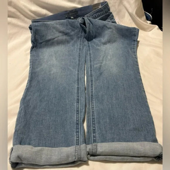 Wit & Wisdom Gemma 'Ab'Solution Girlfriend Jeans Blue Denim ~ Size 6 - Picture 9 of 10